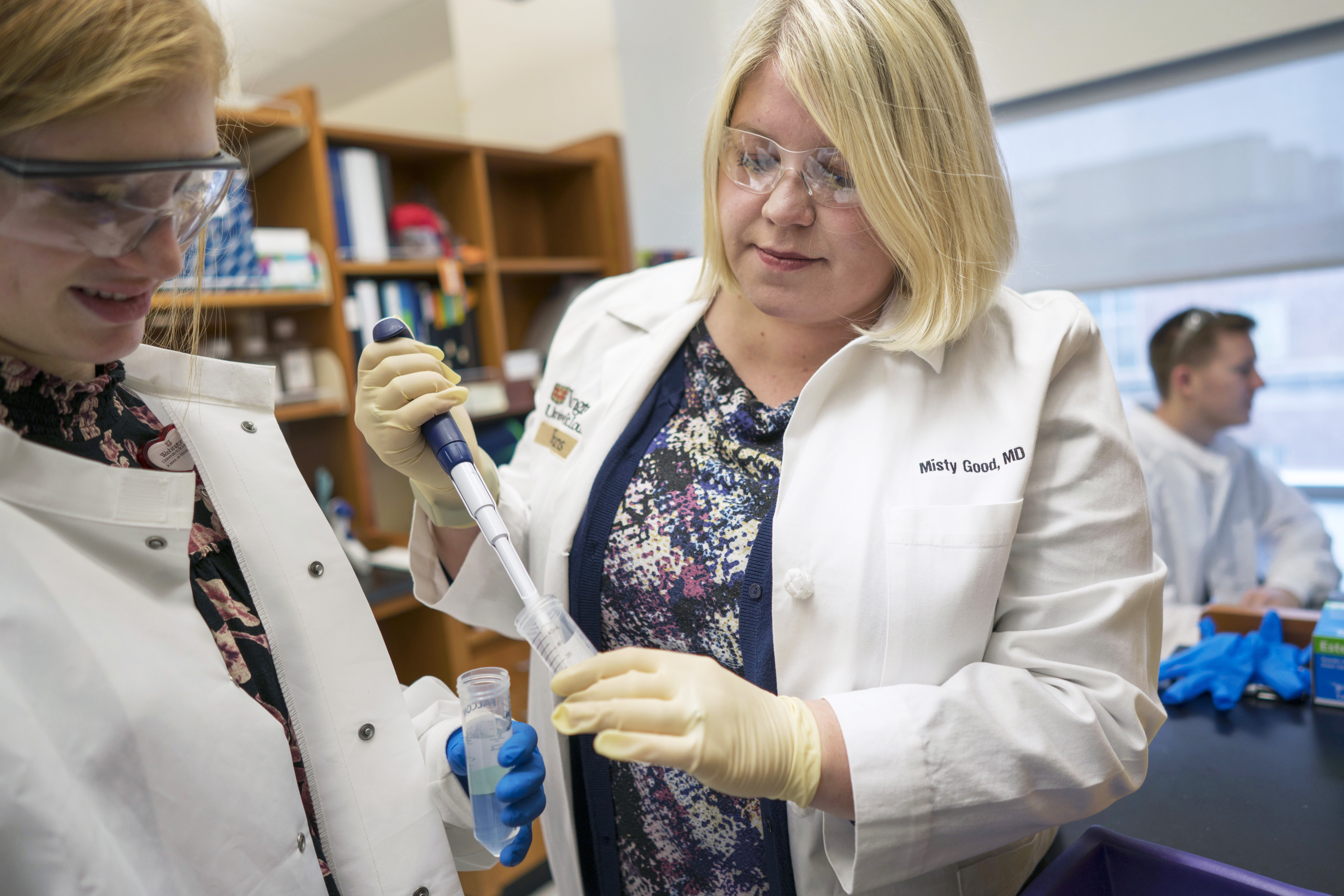 School of Medicine receives award to develop physician-scientists